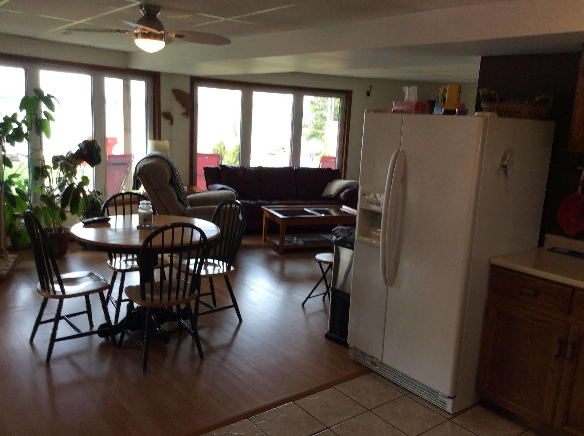 N' This On The Bay -Vacation Suite Wiarton Zewnętrze zdjęcie